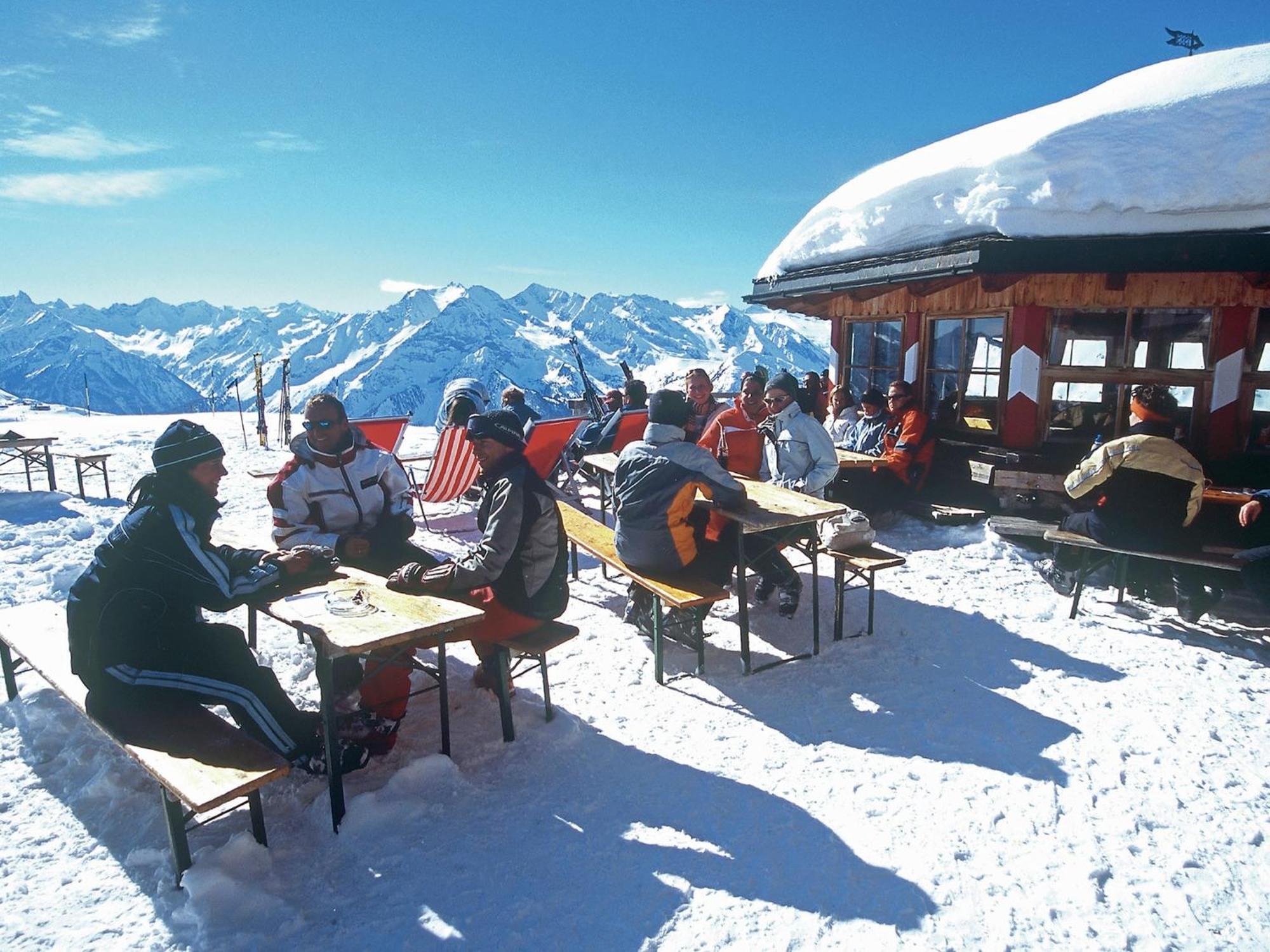Luxurious Apartment In Kaltenbach With Sauna ชตุมม์ ภายนอก รูปภาพ